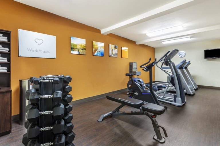 Fitness Center at Comfort Suites Visalia Convention Center, Visalia