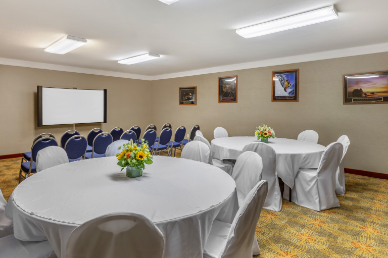 Meeting & Event Spaces at Comfort Suites Visalia Convention Center, Visalia
